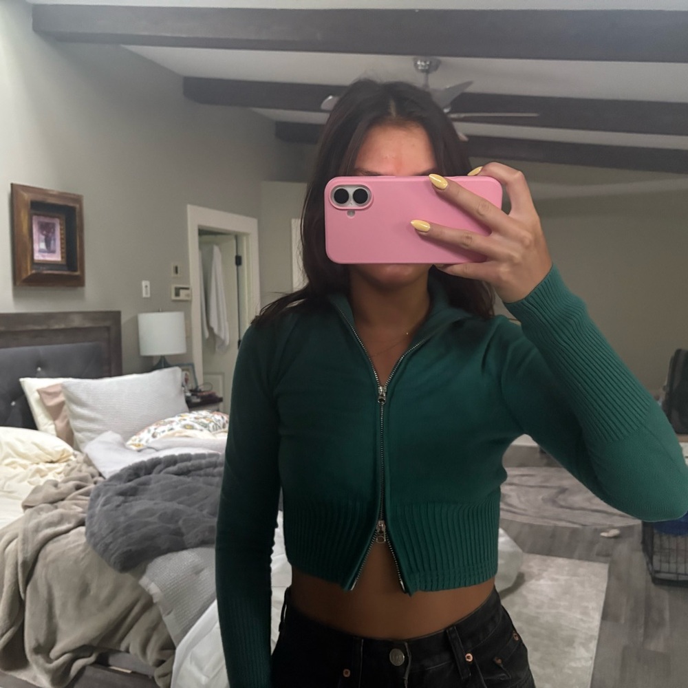 Urban Outfitters Green Long Sleeve Top